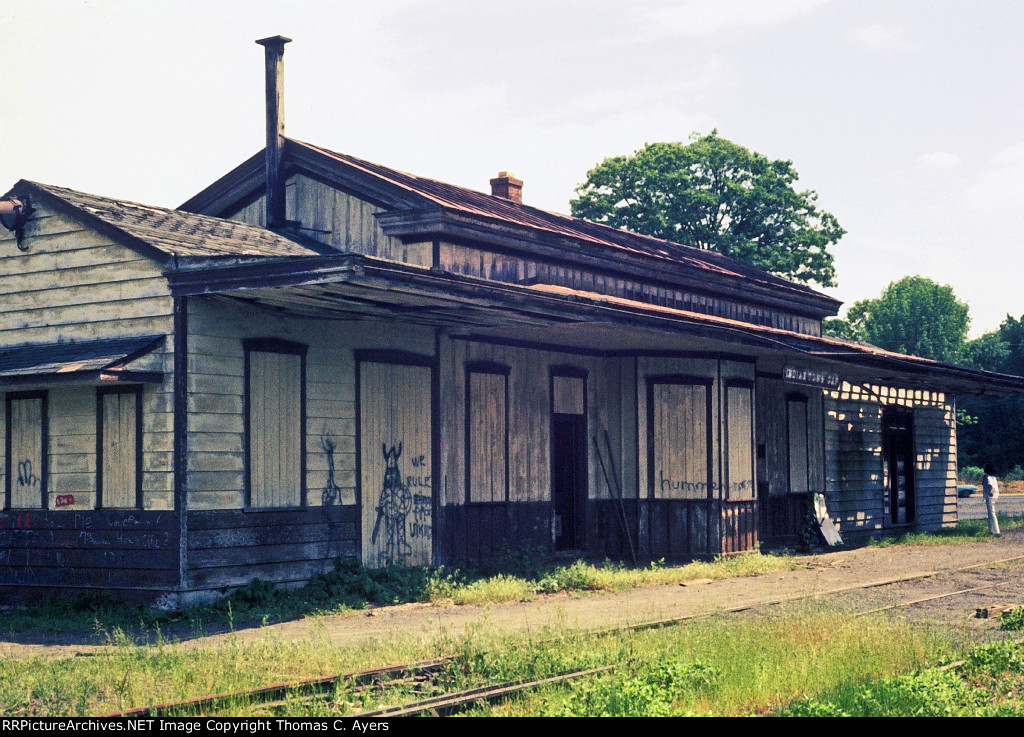 Reading Railroad Passenger Station, #1 of 2, 1972